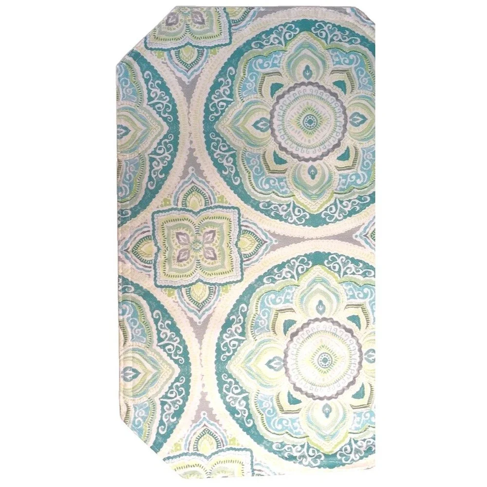 Summer Fun teal medallion